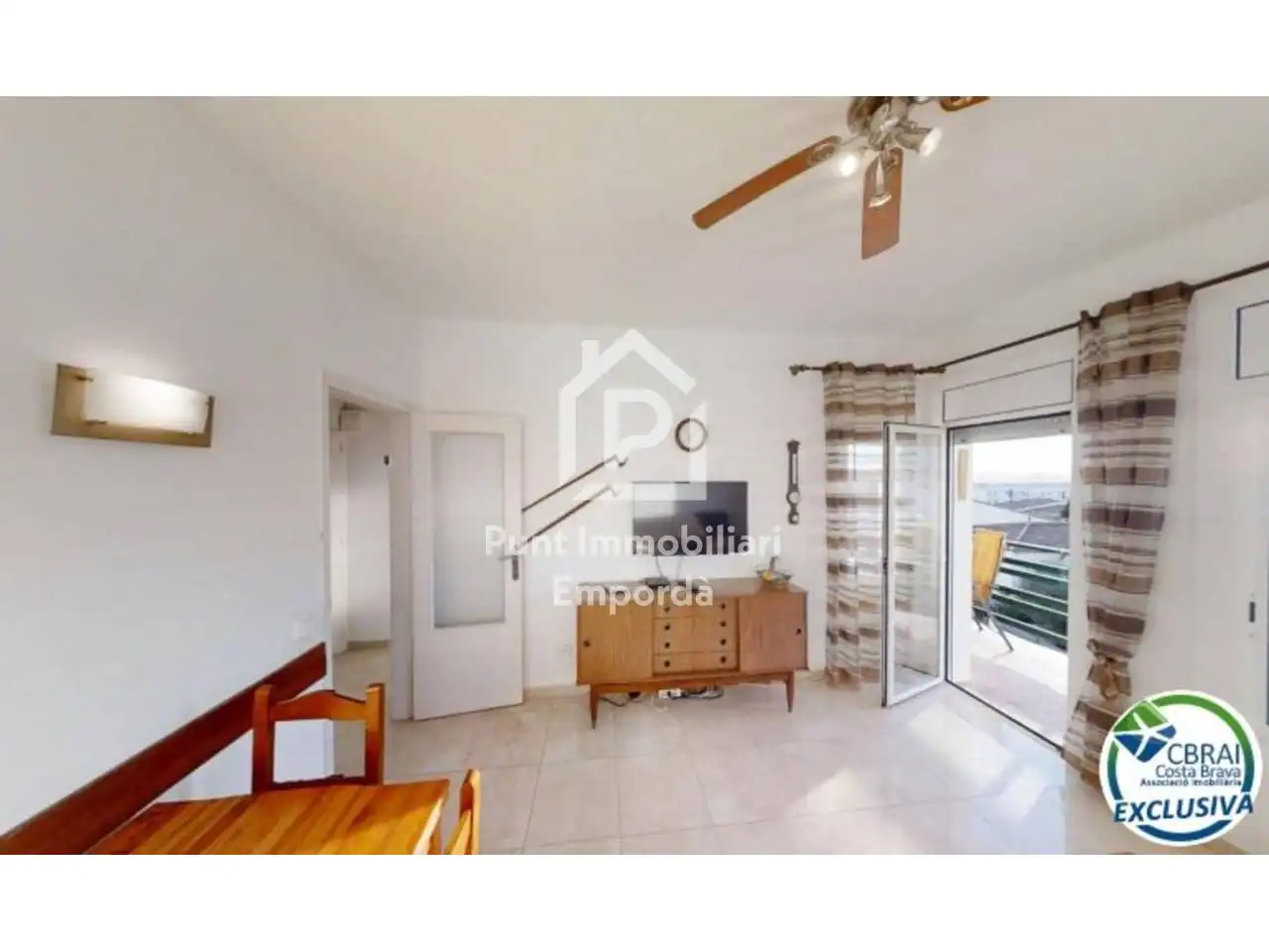 Vista exterior de Apartament en venda en Roses amb Terrassa, Moblat i Balcó