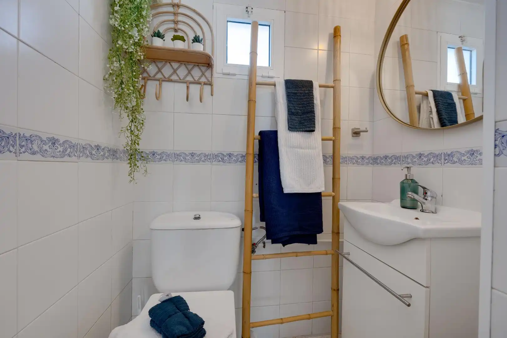 Bany de Casa o xalet en venda en Torrevieja amb Aire condicionat, Jardí privat i Moblat