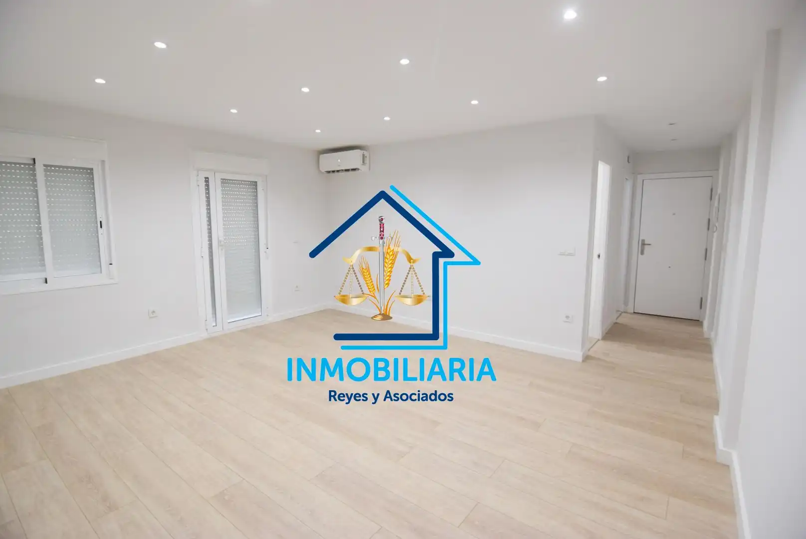 Flat for sale in Córdoba  with Air Conditioner and Heating