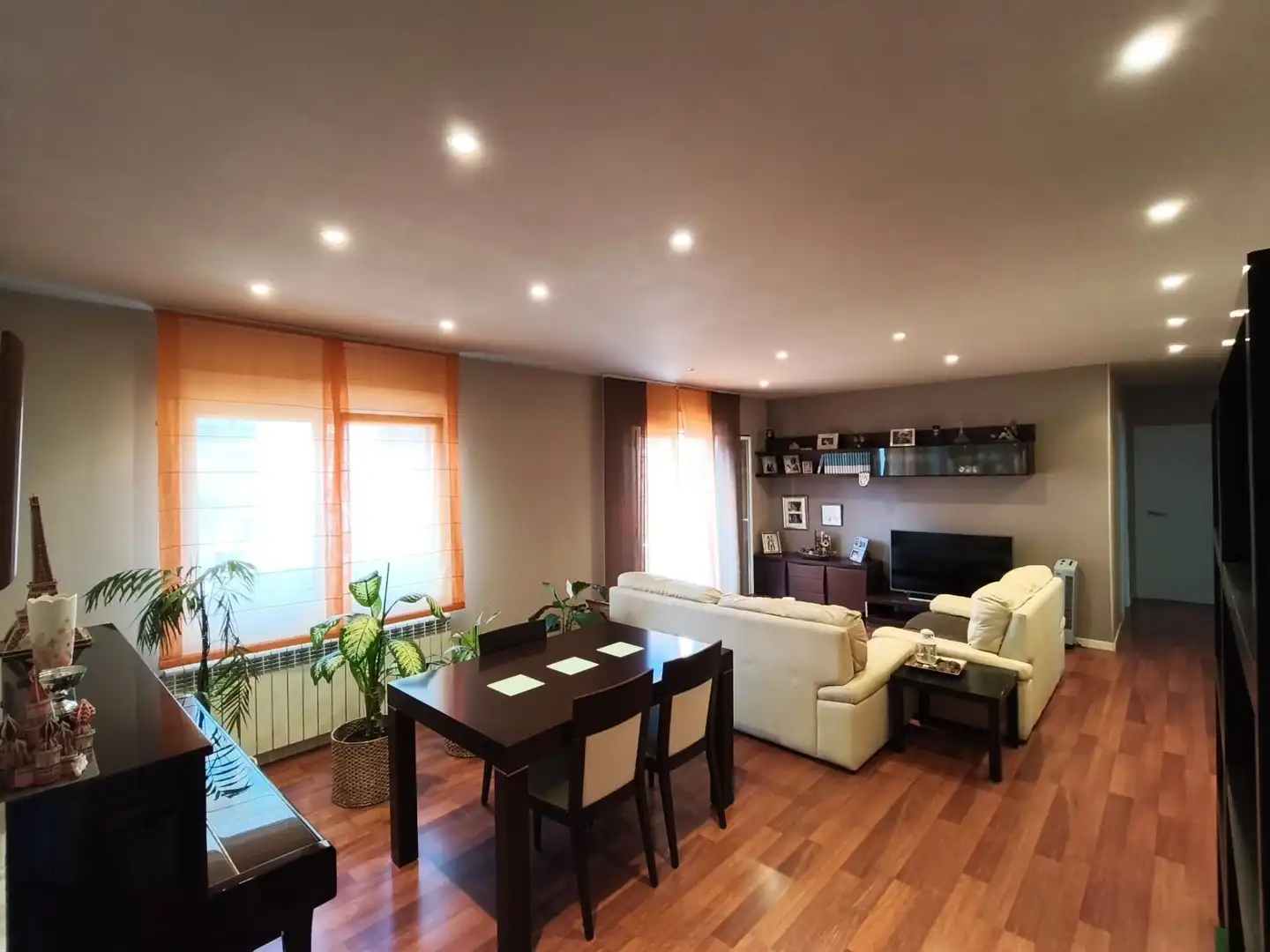 Piso con ascensor en venta en Solidaridad