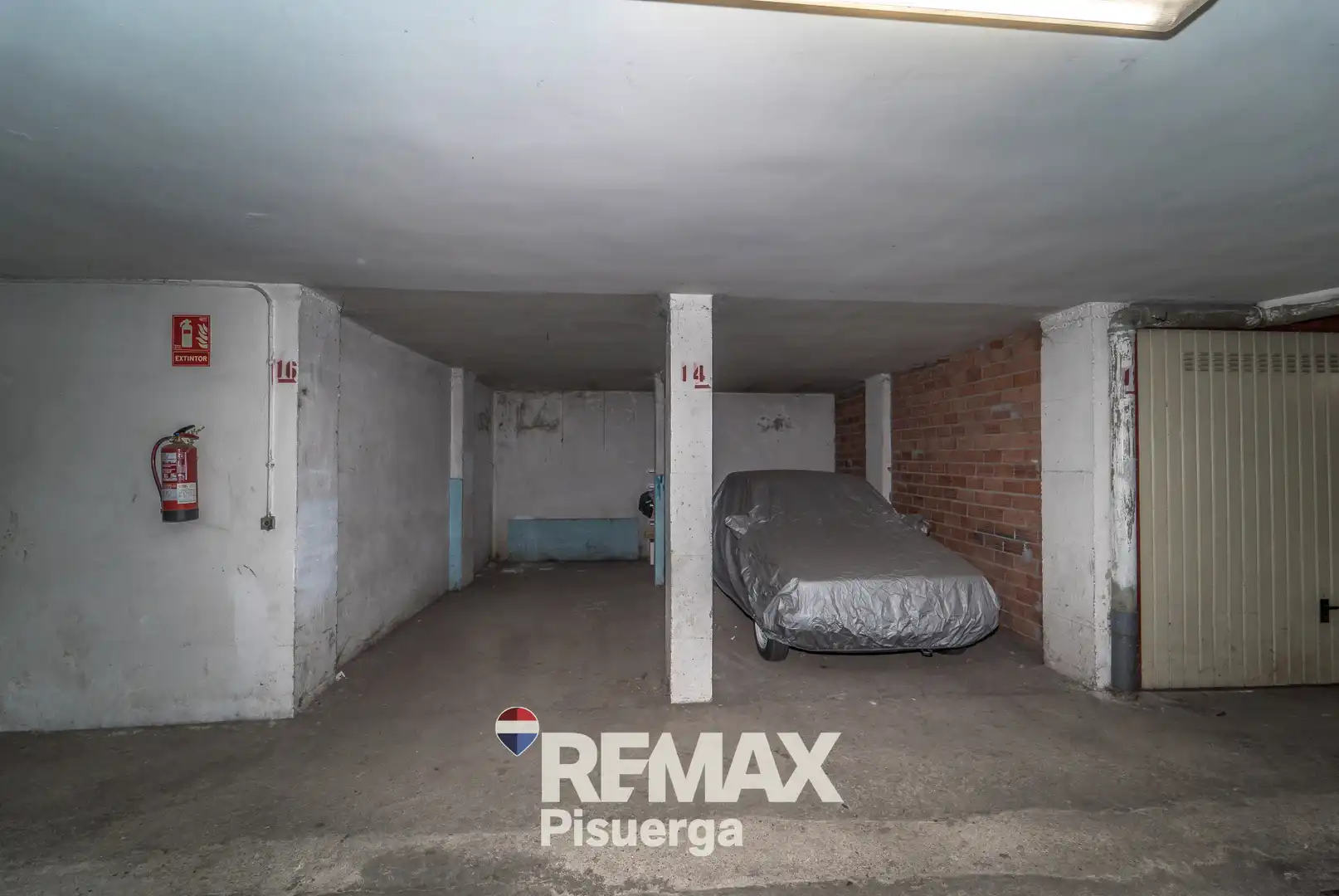 Parking of Flat for sale in Tudela de Duero  with Heating, Terrace and Balcony