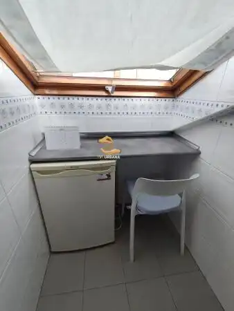 Piso con terraza en alquiler en LUIS VIVES, imagen 12