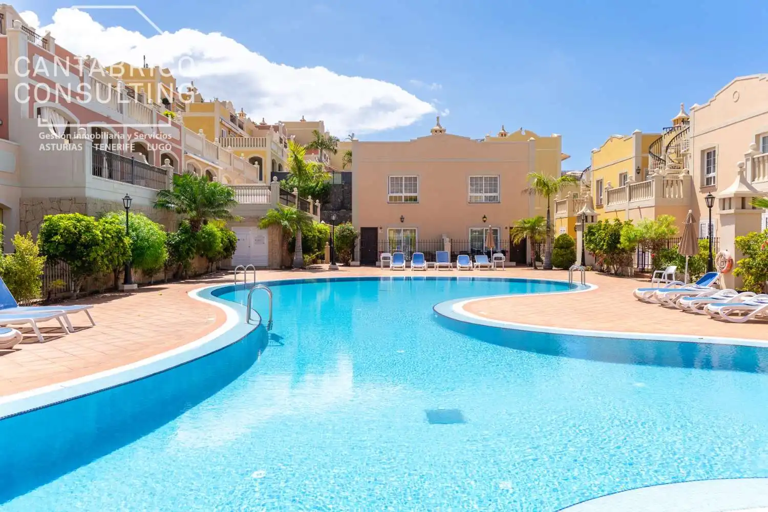 Exterior view of Duplexes for sale in Arona