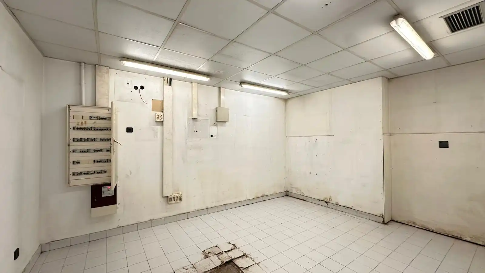 Local comercial de lloguer a Calle ENGINYER BALAGUER, imagen 10