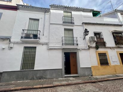 Exterior view of House or chalet for sale in  Córdoba Capital  with Terrace, Storage room and Balcony