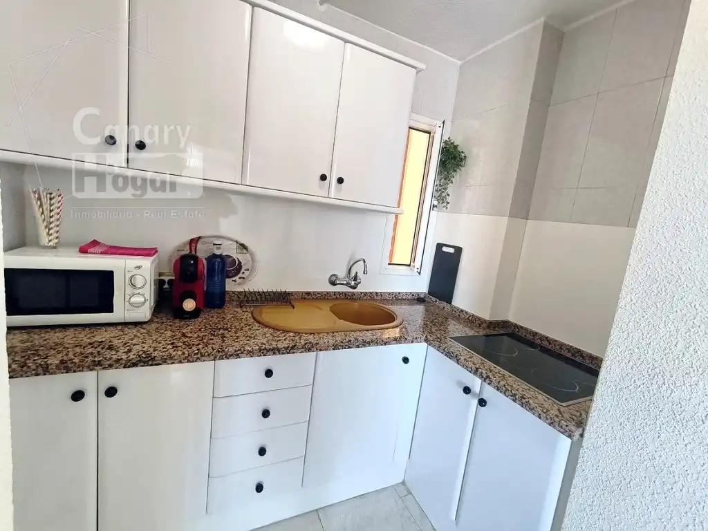Mini appartamento con piscina in vendita a Avenida del Arquitecto Gómez Cuesta, imagen 12