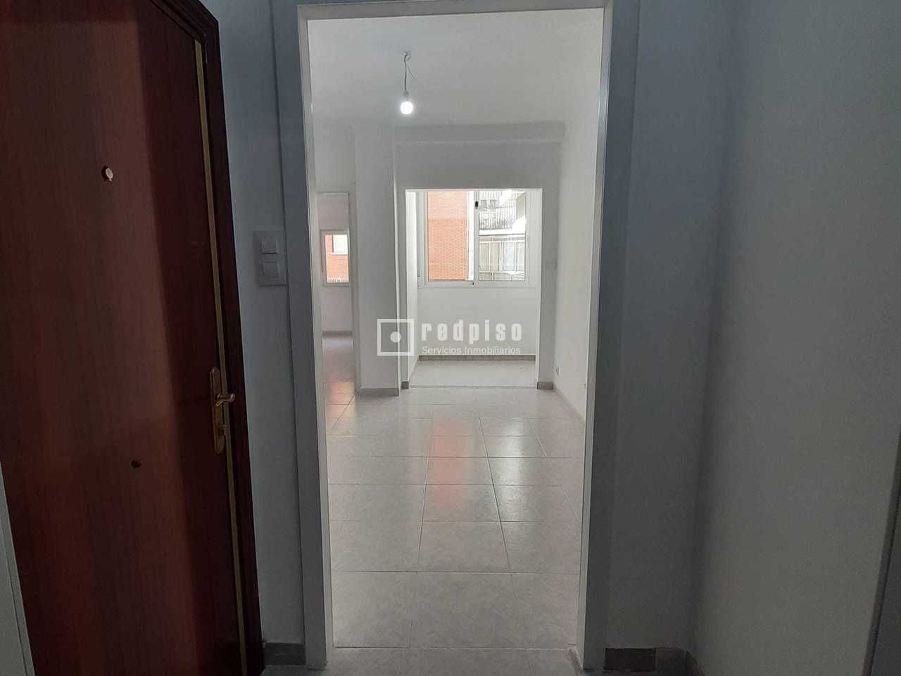 Flat to rent in JACINTO VERDAGUER, Opañel