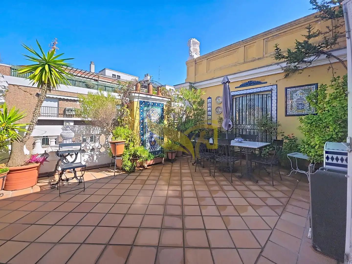 Terrassa de Àtic en venda en Madrid amb Aire condicionat, Calefacció i Jardí privat