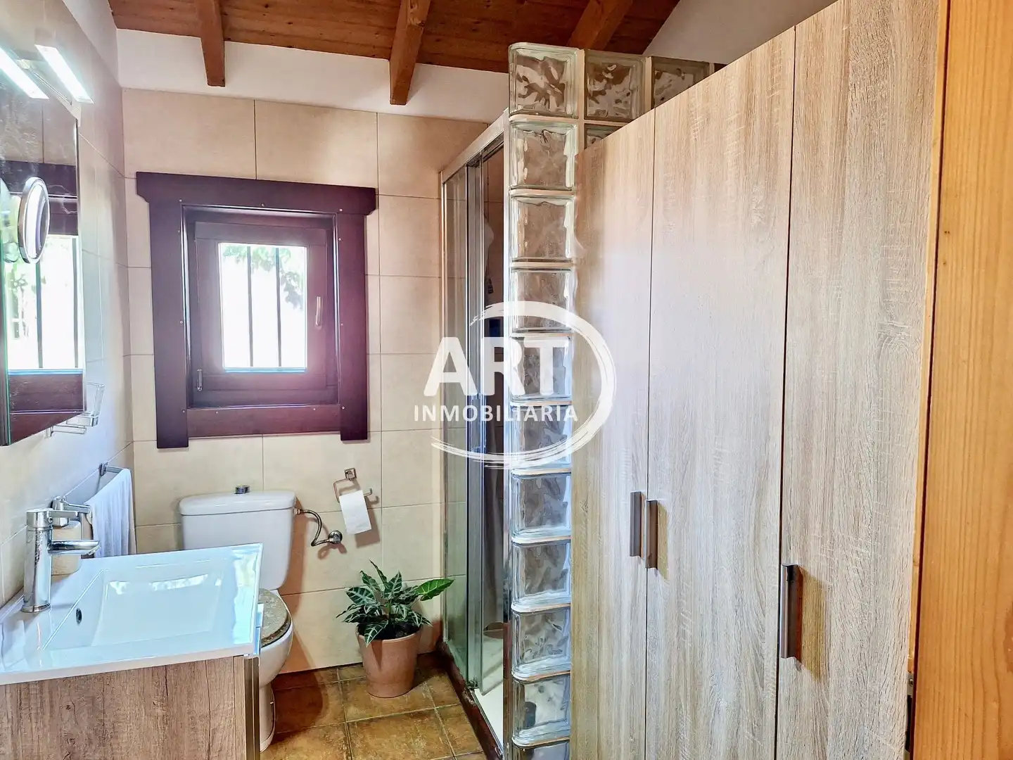 Bany de Casa o xalet en venda en Bétera amb Aire condicionat, Jardí privat i Terrassa