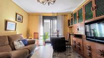 Living room of Flat for sale in Salamanca Capital  with Balcony