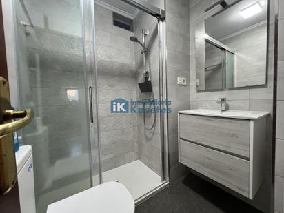 Bathroom of Flat for sale in Bilbao   with Heating