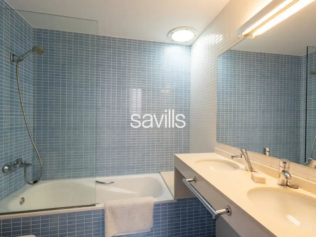 Badezimmer von Haus oder Chalet zur Miete in Barcelona mit Privatgarten und Schwimmbad