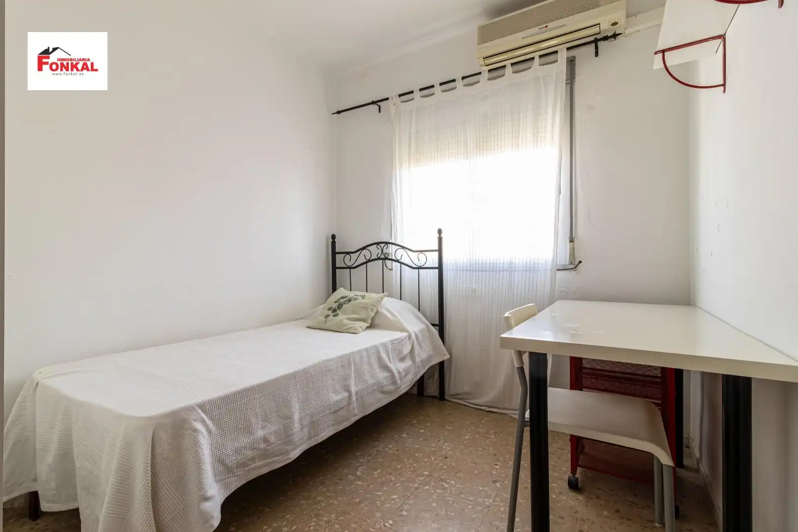 Bedroom of Flat for rent in Jerez de la Frontera  with Air Conditioner, Terrace and Furnished