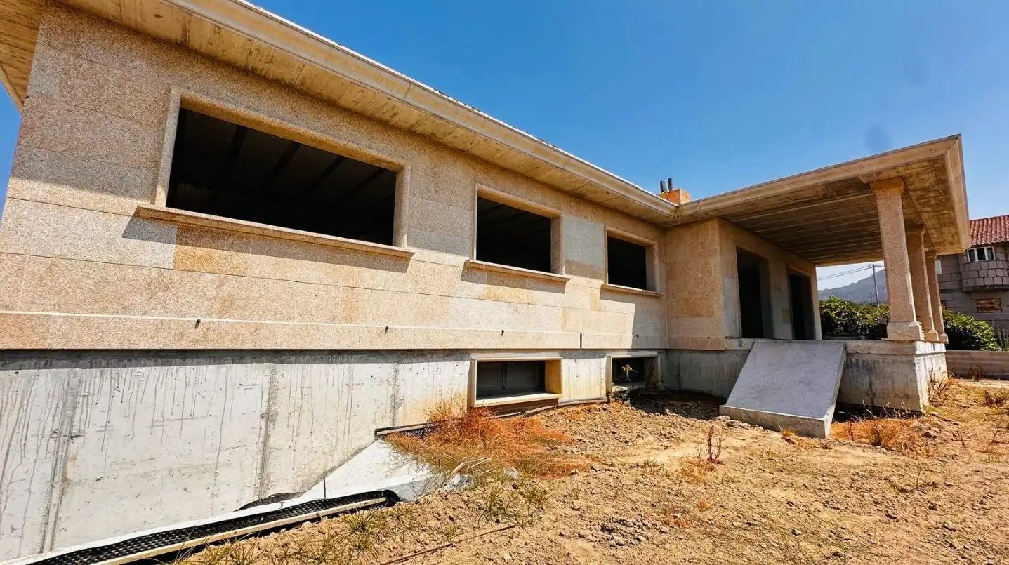 Chalet en venta en Nigrán centro, imagen 2