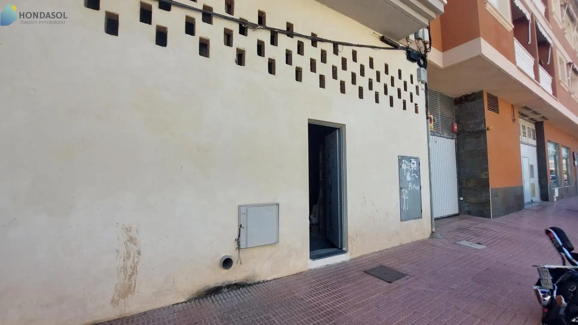 Business premises for sale in Avenida Libertad 201, imagen 6
