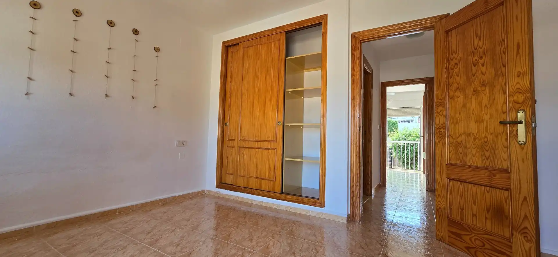 Habitación de Casa adosada en venta en L'Alfàs del Pi con Aire acondicionado, Jardín privado y Piscina