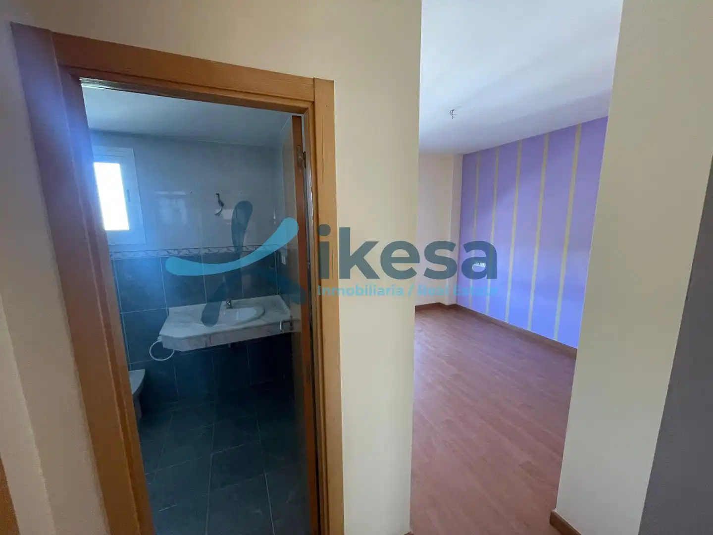 Casa adosada en venda en Gerena amb Jardí privat