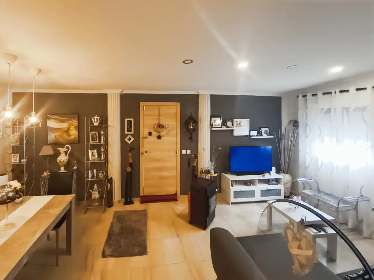 Sala de estar de Casa o chalet en venta en Barajas de Melo con Aire acondicionado, Calefacción y Jardín privado