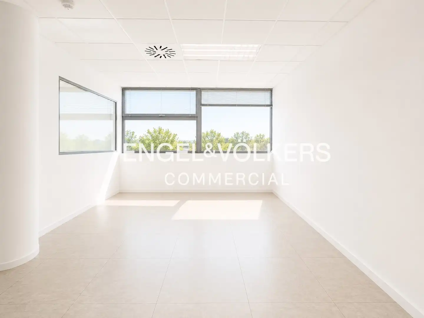 Oficina de alquiler en Sant Joan Despí con Aire acondicionado