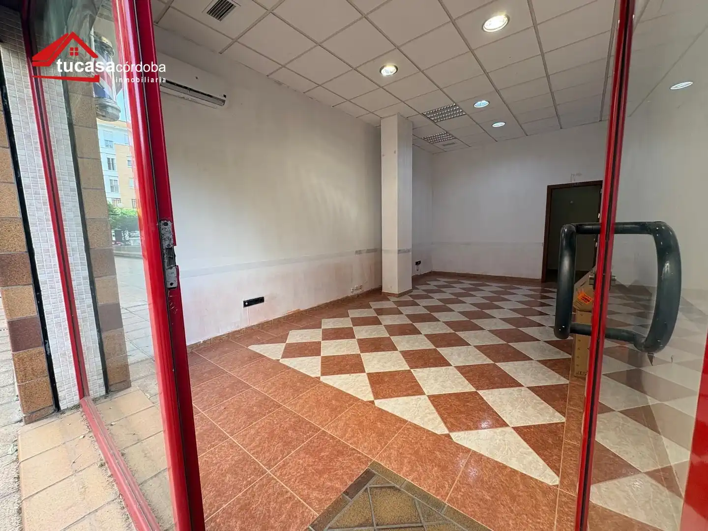 Local en venta en Córdoba con Aire acondicionado