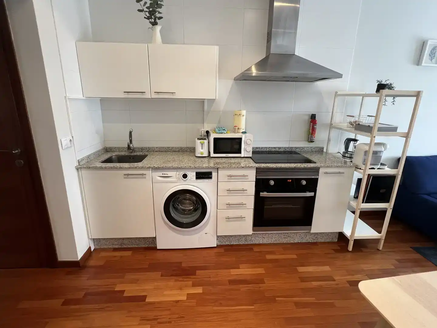 Cocina de Apartamento en venta en Redondela con Parquet y Amueblado