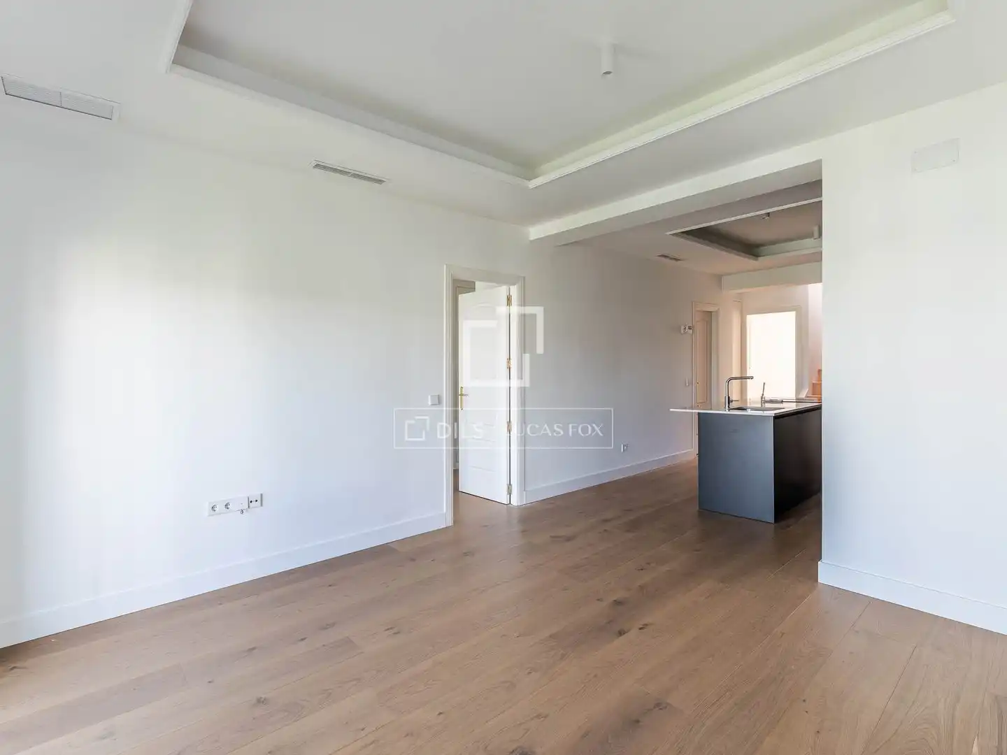 Attic for sale in Madrid  with Air Conditioner, Heating and Parquet flooring