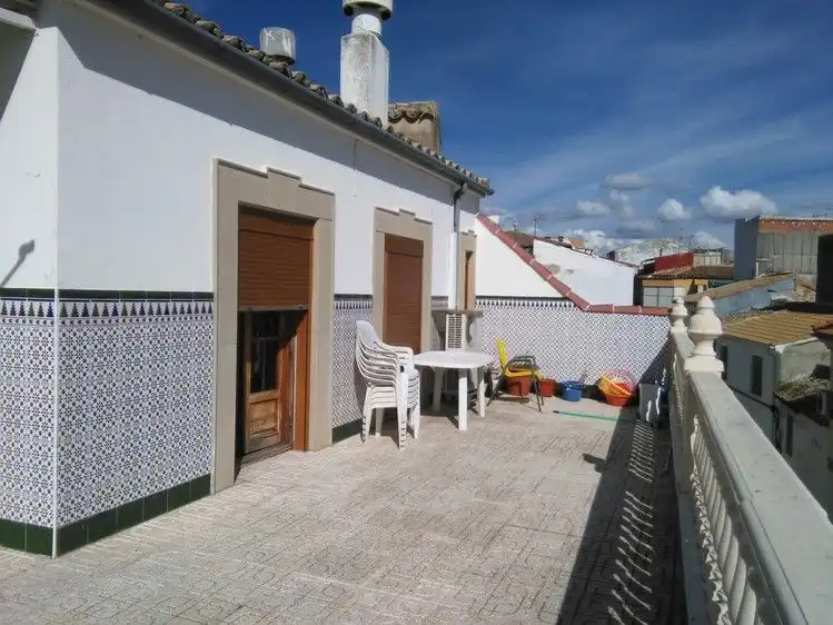 Vista exterior de Ático en venta en Torreperogil con Terraza
