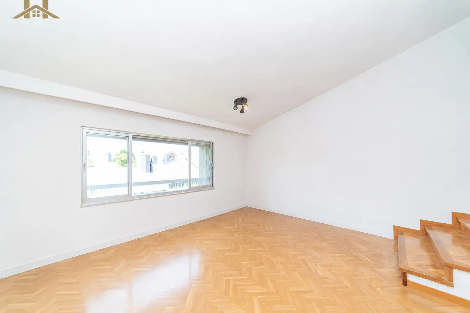 Bedroom of Detached homes for sale in Madrid  with Heating, Private garden and Terrace