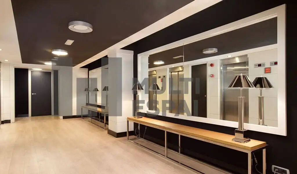 Office space with lift to rent in Carrer de Calàbria, imagen 20
