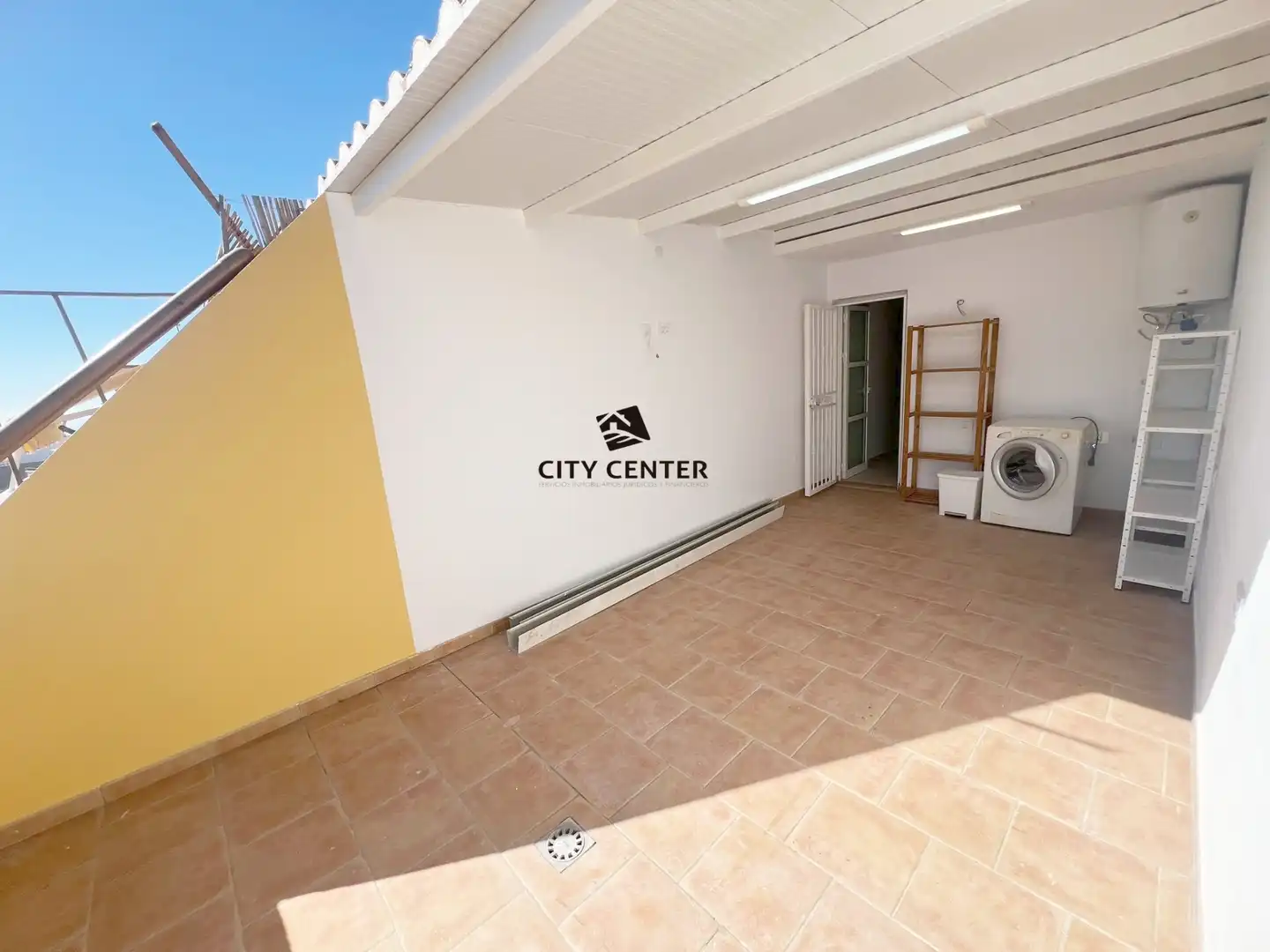 Vista exterior de Casa adosada en venta en Arona con Terraza y Balcón