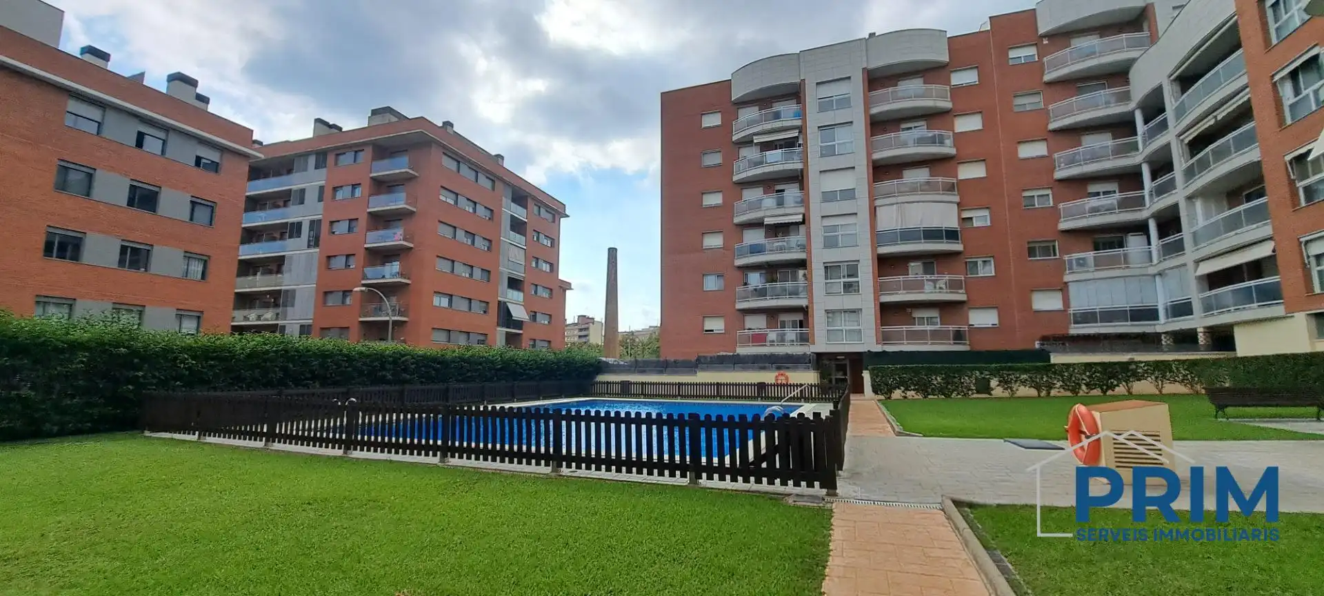 Swimming pool of Flat for rent in Mestral 