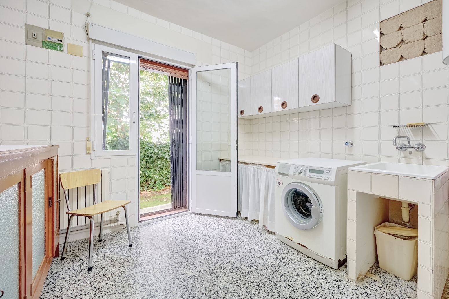 Küche von Wohnung zum verkauf in  Pamplona / Iruña mit Heizung und Privatgarten