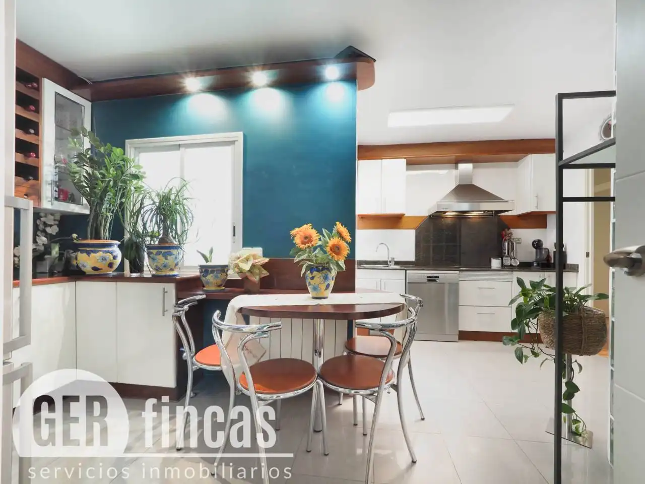 Flat with terrace for sale in Calle Nicolau Talló, imagen 8