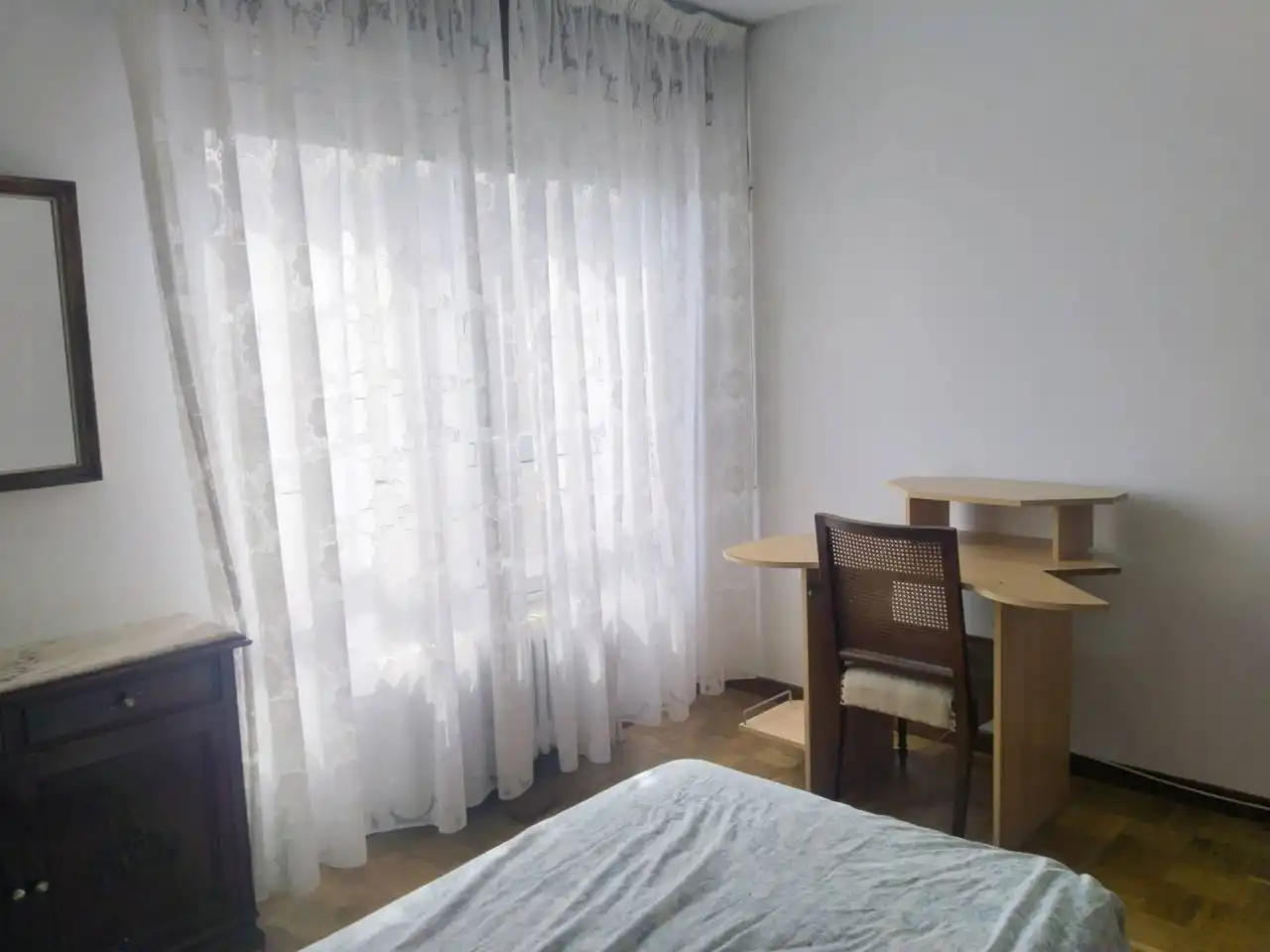 Bedroom of Flat for rent in Burgos  with Heating, Parquet flooring and Terrace