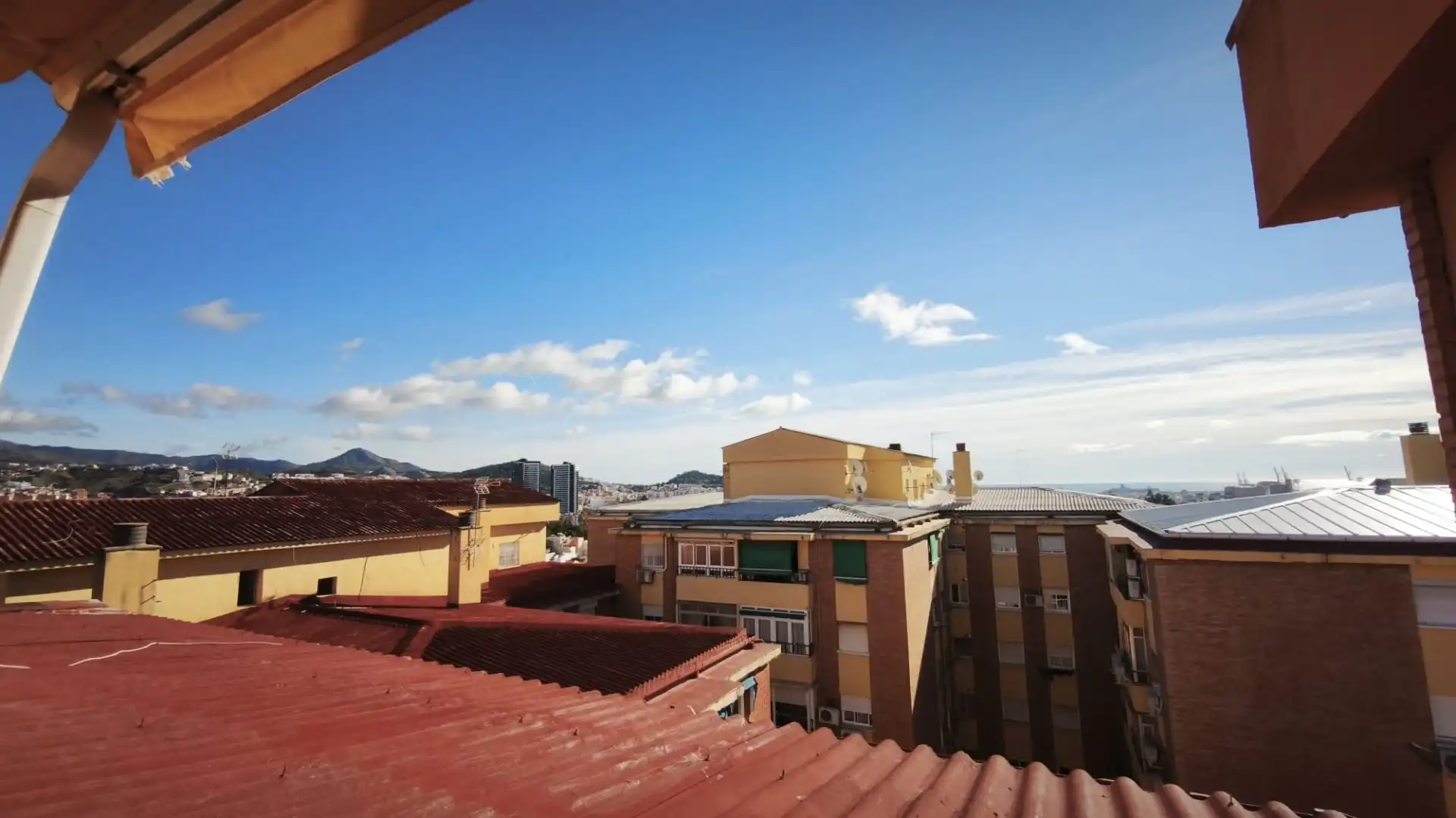 Vista exterior de Ático en venta en Málaga Capital