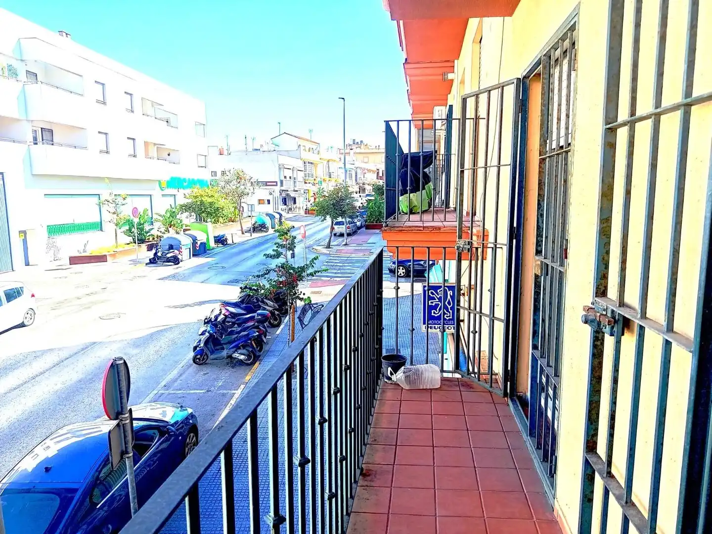 Exterior view of Duplexes for sale in Chiclana de la Frontera  with Air Conditioner, Terrace and Storage room