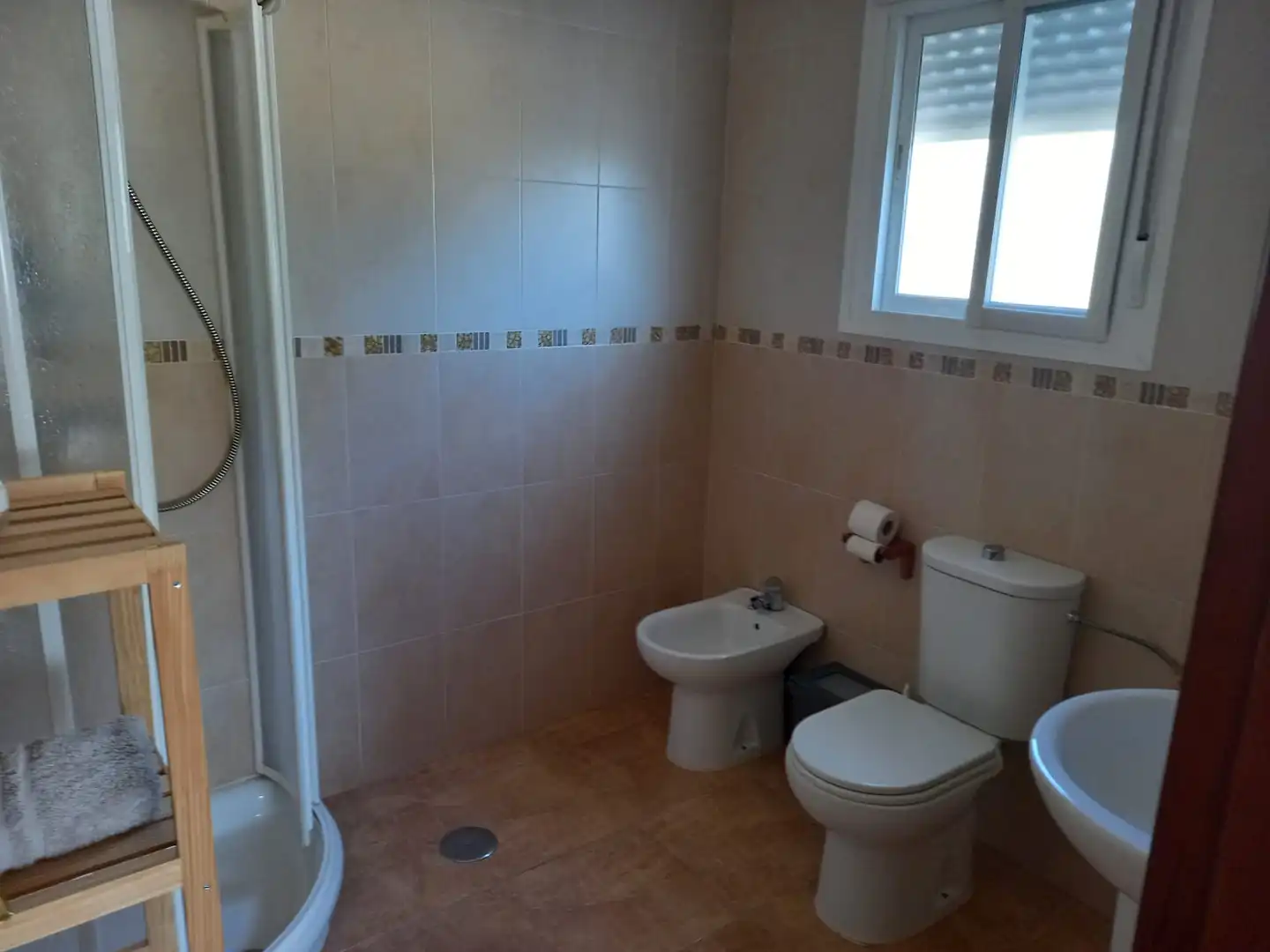 Houses for rent in Camino de Isla del Sotillo, Las Lagunas - Campano