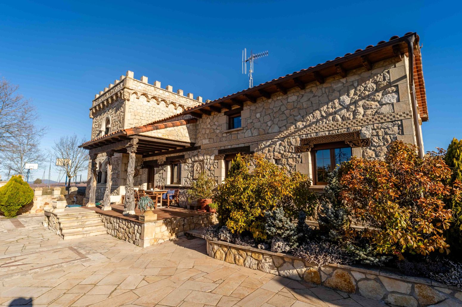 Exterior view of House or chalet for sale in Hacinas  with Heating, Private garden and Parquet flooring