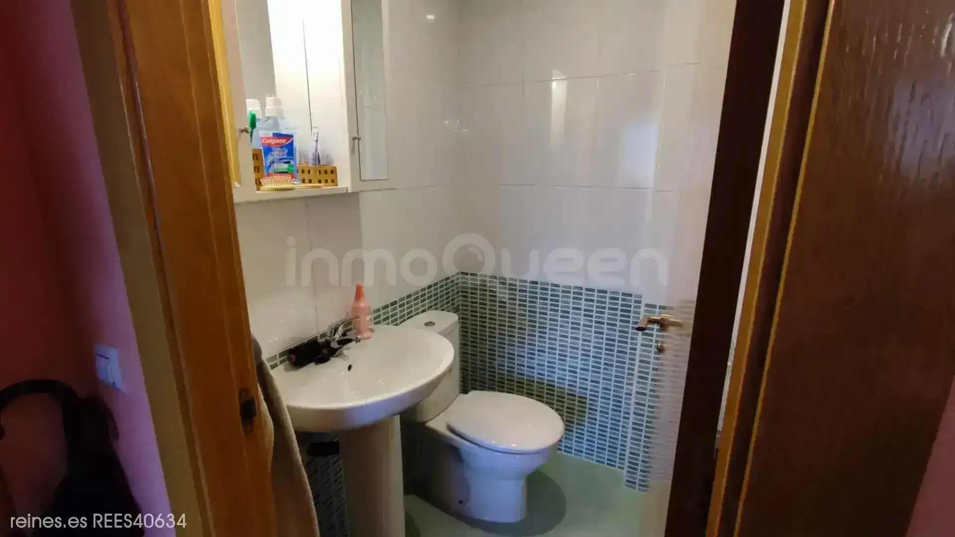 Baño de Apartamento en venta en Soto del Barco con Calefacción y Amueblado
