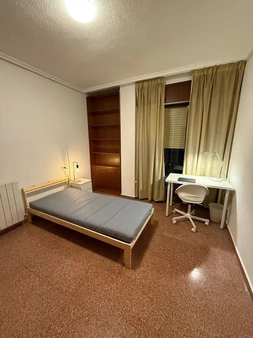 Dormitori de Apartament de lloguer en Centro