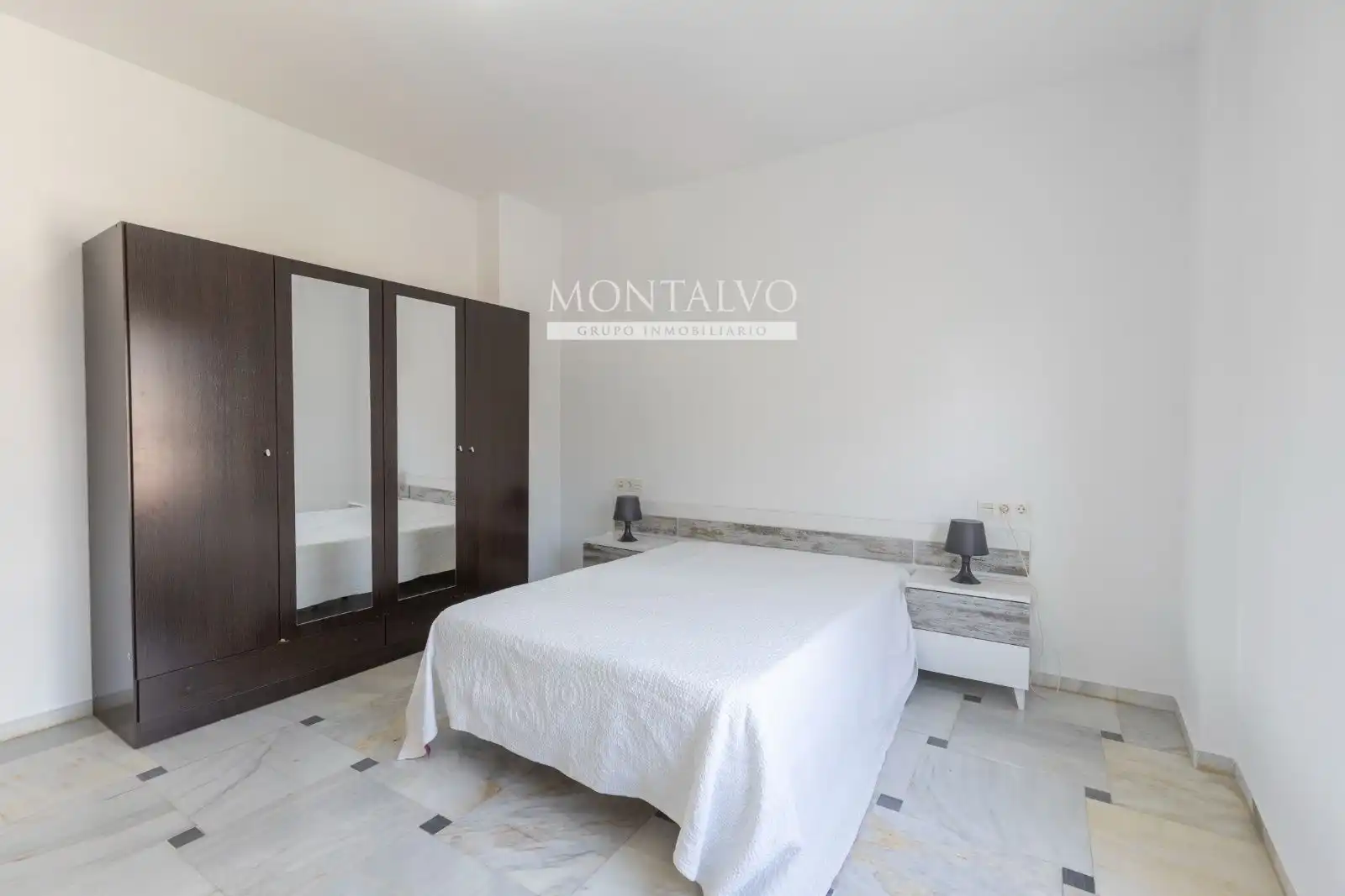 Habitación de Ático en venta en Atarfe con Aire acondicionado, Calefacción y Terraza