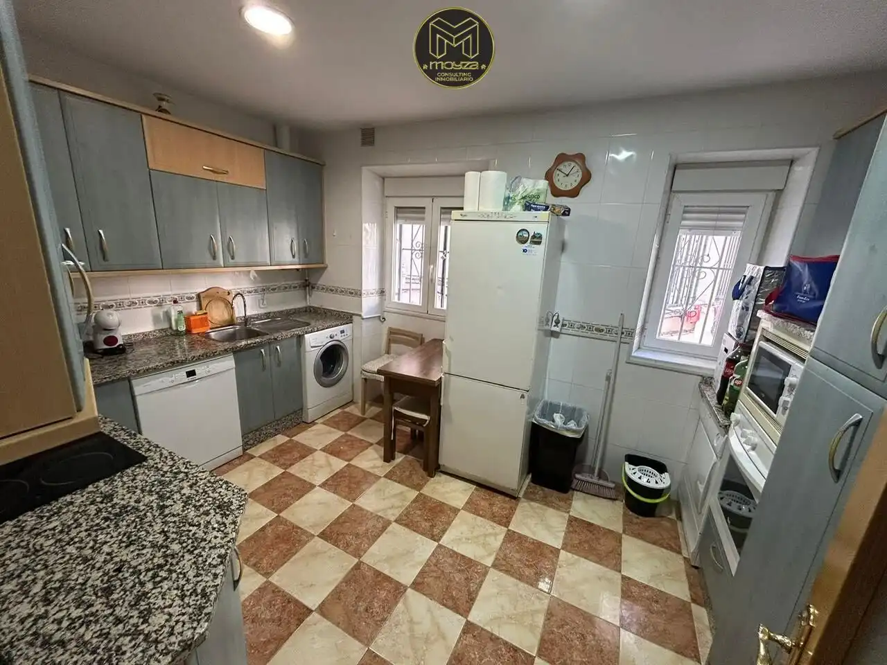 Cocina de Planta baja de alquiler en Jaén con Aire acondicionado