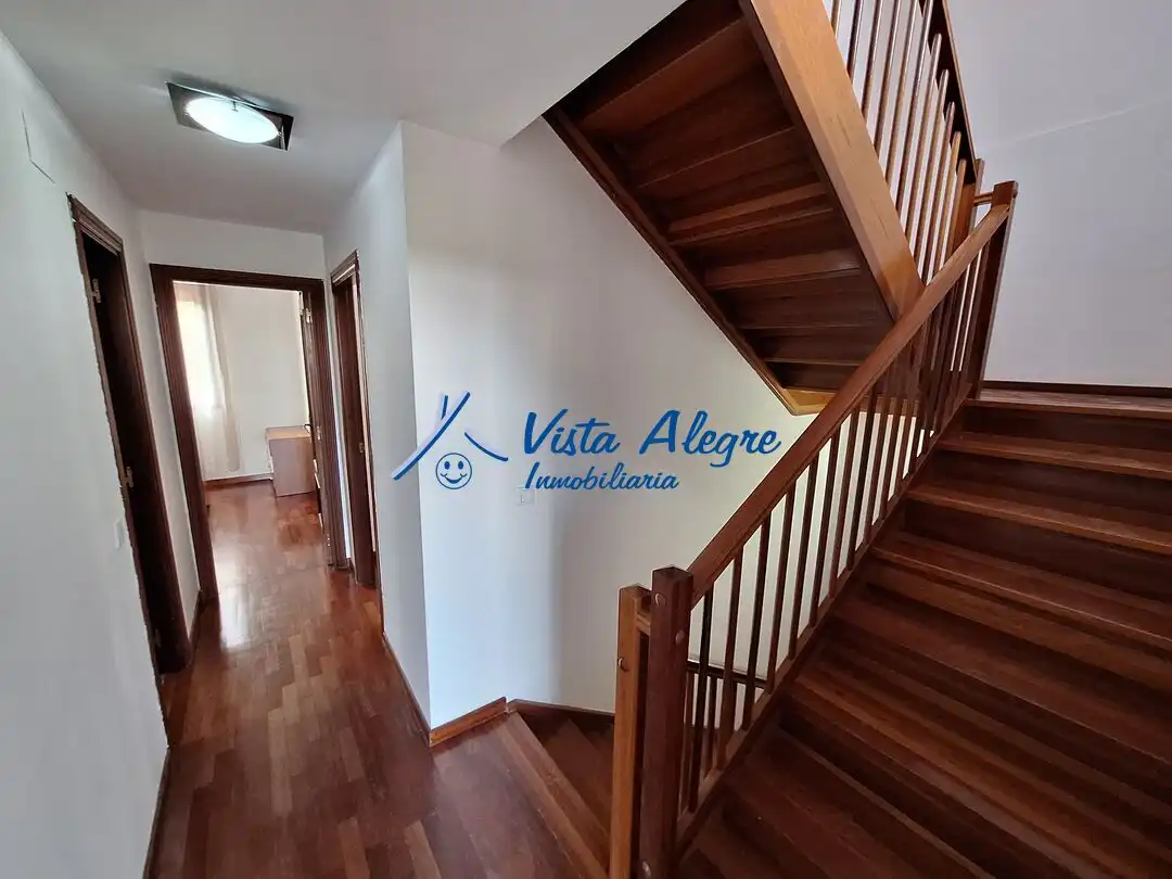 Einfamilien-Reihenhaus zum Verkauf in Santo Domingo de la Calzada mit Heizung, Privatgarten und Terrasse