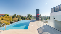 Piscina de Apartament de lloguer en  Madrid Capital amb Terrassa