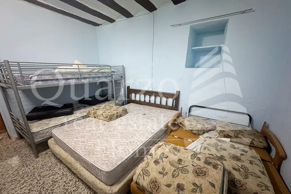Houses for sale in Benilloba  with Heating, Private garden and Storage room