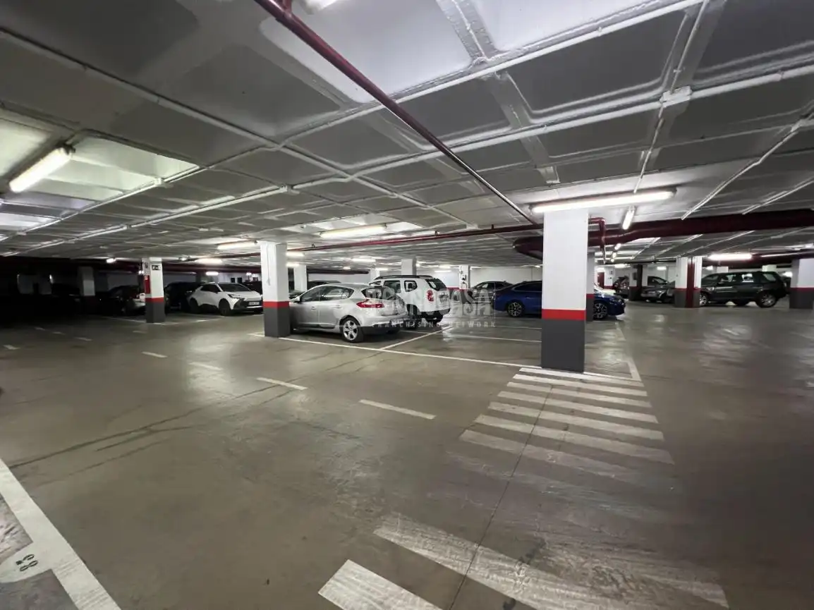 Einzelparkplatz zum Verkauf in Latina, imagen 8