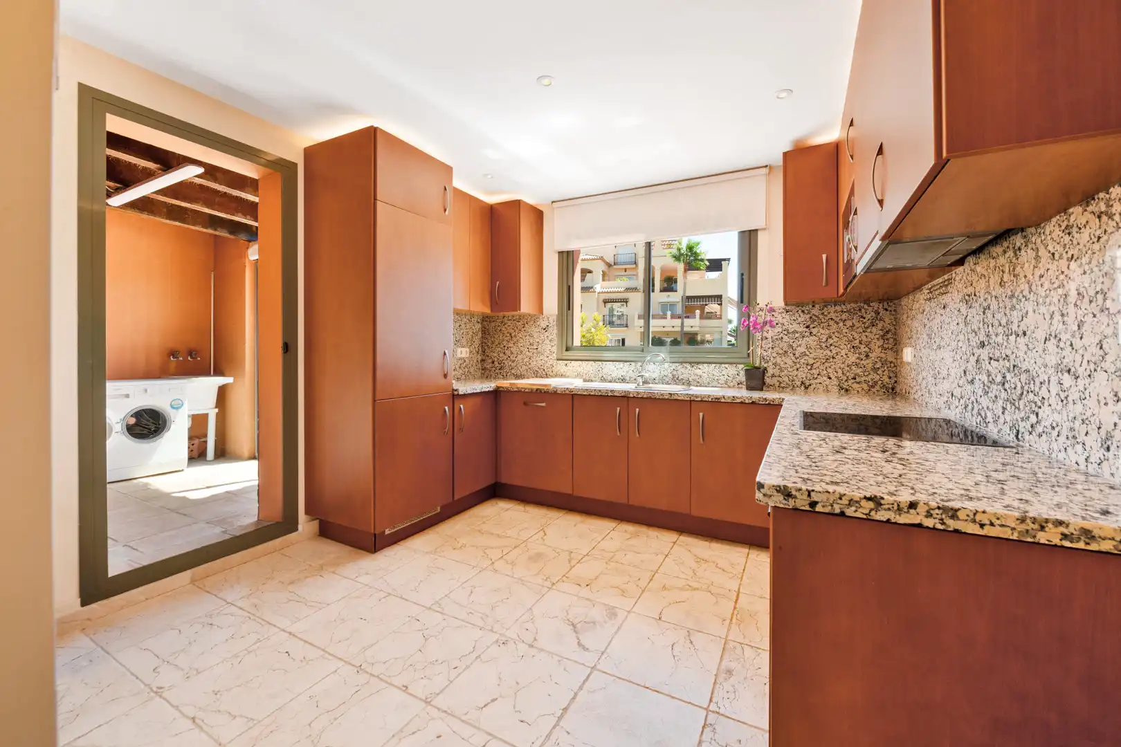 Ático con piscina en venta en Marbella Centro, imagen 3