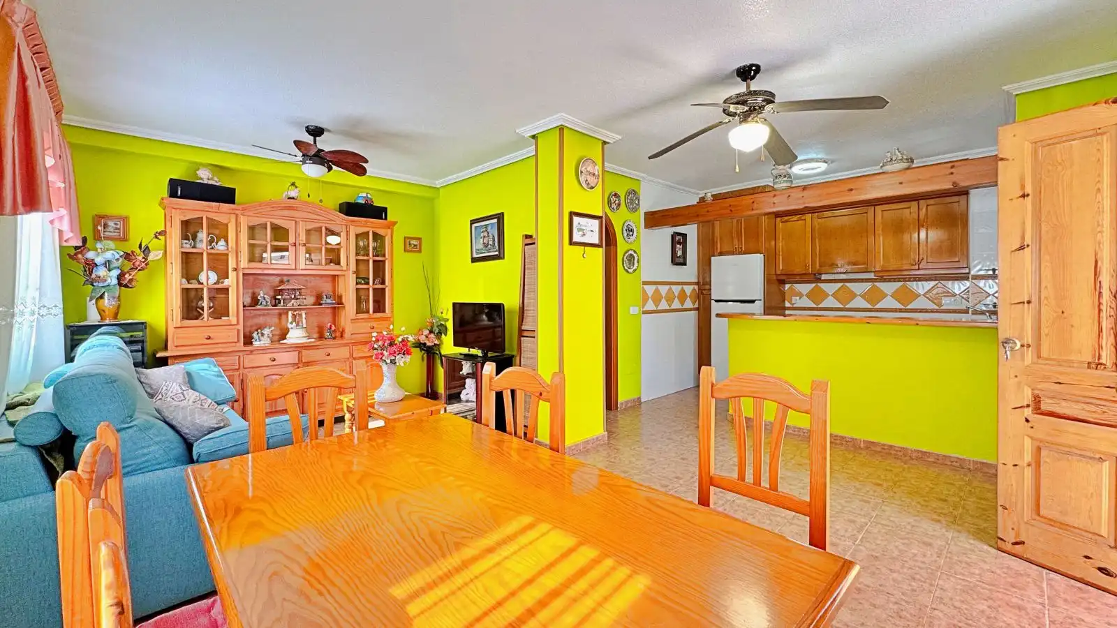 Comedor de Casa o chalet en venta en Orihuela con Aire acondicionado, Calefacción y Jardín privado