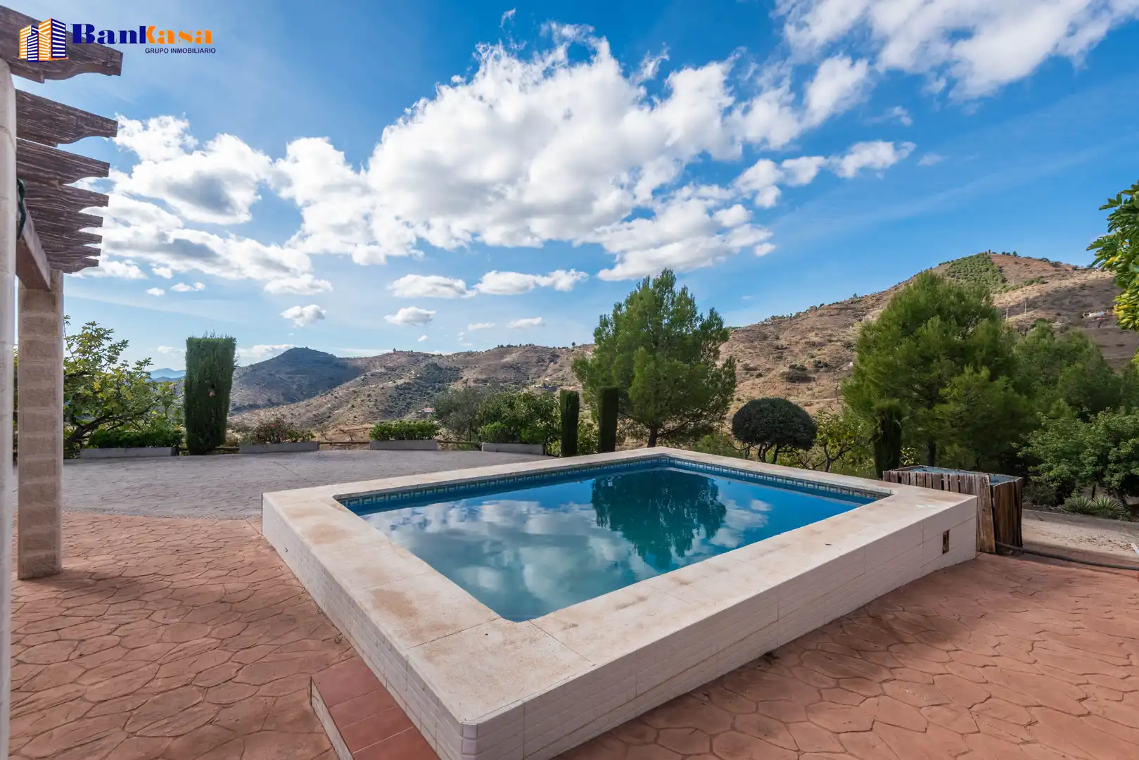 Piscina de Casa o chalet en venta en Casabermeja con Jardín privado, Piscina y Amueblado