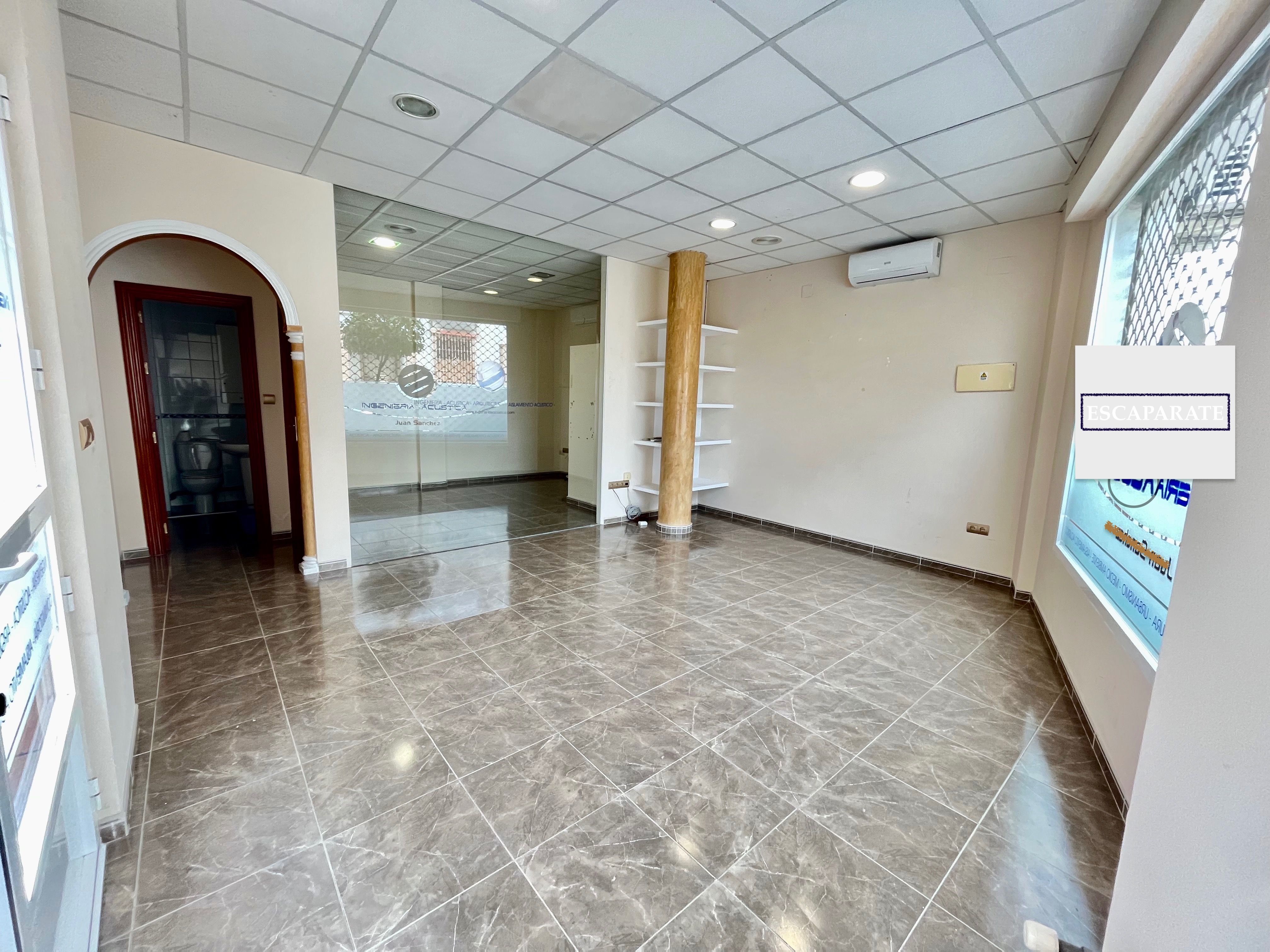 Oficina de alquiler en Churriana de la Vega con Aire acondicionado